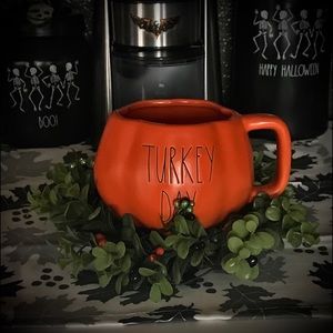 NWT Rae Dunn Turkey Day Mug